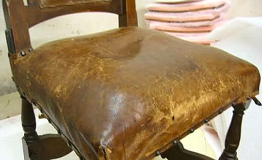 Neu aufgearbeiteter Stuhl